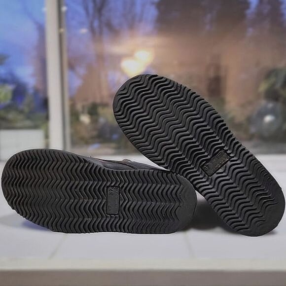 Vtg 90s Yellow Cab dark brown leather platform combat boots - Picture 5 of 15